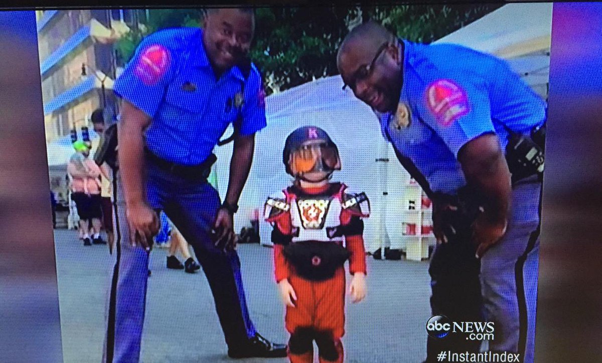 JoelBrownABC11's tweet photo. .@ALaurelABC11, "Raleigh Man" is national news! #Superhero #WorldNewsTonight http://t.co/LnlpZzCTa5
