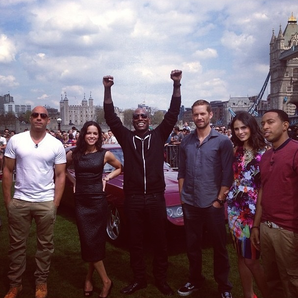 RealPaulWalker's tweet photo. #PaulWalker and the #FastFamily are up for 5 #TeenChoice awards thanks to YOU! VOTE: http://t.co/w9t2eFnDwc - #TeamPW http://t.co/yKNT83lKAi