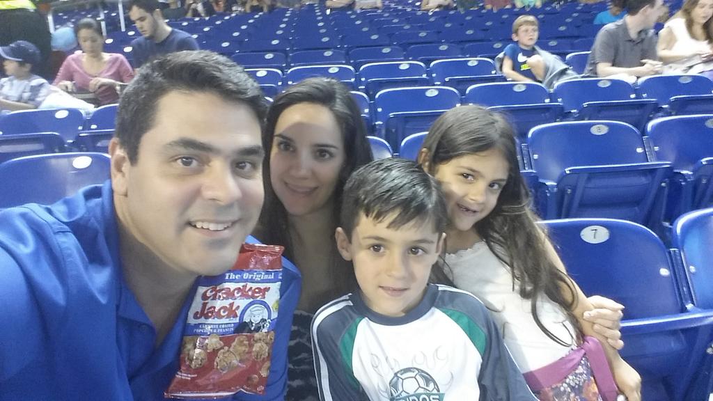 dan112773's tweet photo. @MarlinsPark http://t.co/Dvs1usmYq0