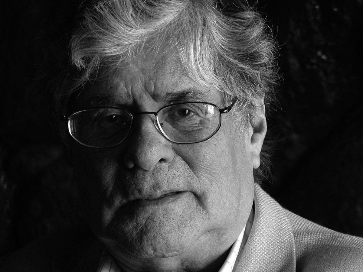 MeuStudio's tweet photo. #MeuCulture
Adriano González León (1931 - 2008)
Ha sido uno de los escritores  venezolanos más connotados. http://t.co/TqB22hrvJ8