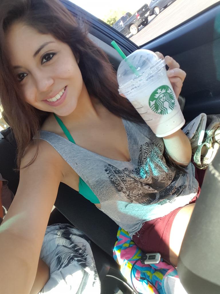 Alexis🦋💕 on X: "Typical white girl selfie ft. Starbucks and my amazing  tan http://t.co/24WgQsNFn3" / X