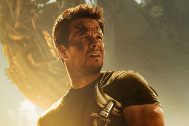 screencrushnews's tweet image. Mark Wahlberg says Michael Bay will return to direct ‘Transformers 5’: screencrush.com/transformers-5…
