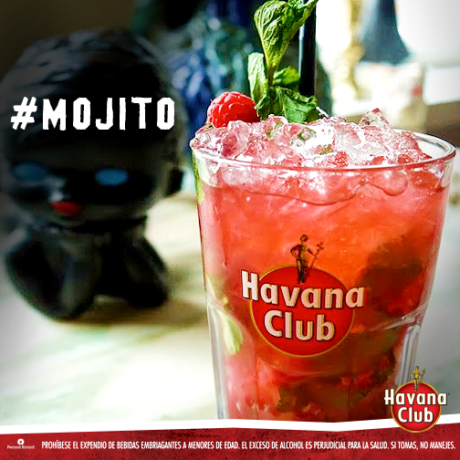 HavanaClubCol's tweet photo. Hoy encontramos este "Mojito Raspberry" ¡imposible no antojarnos en un #viernesdemojitos #HavanaClub! http://t.co/J9i4yHyt0g