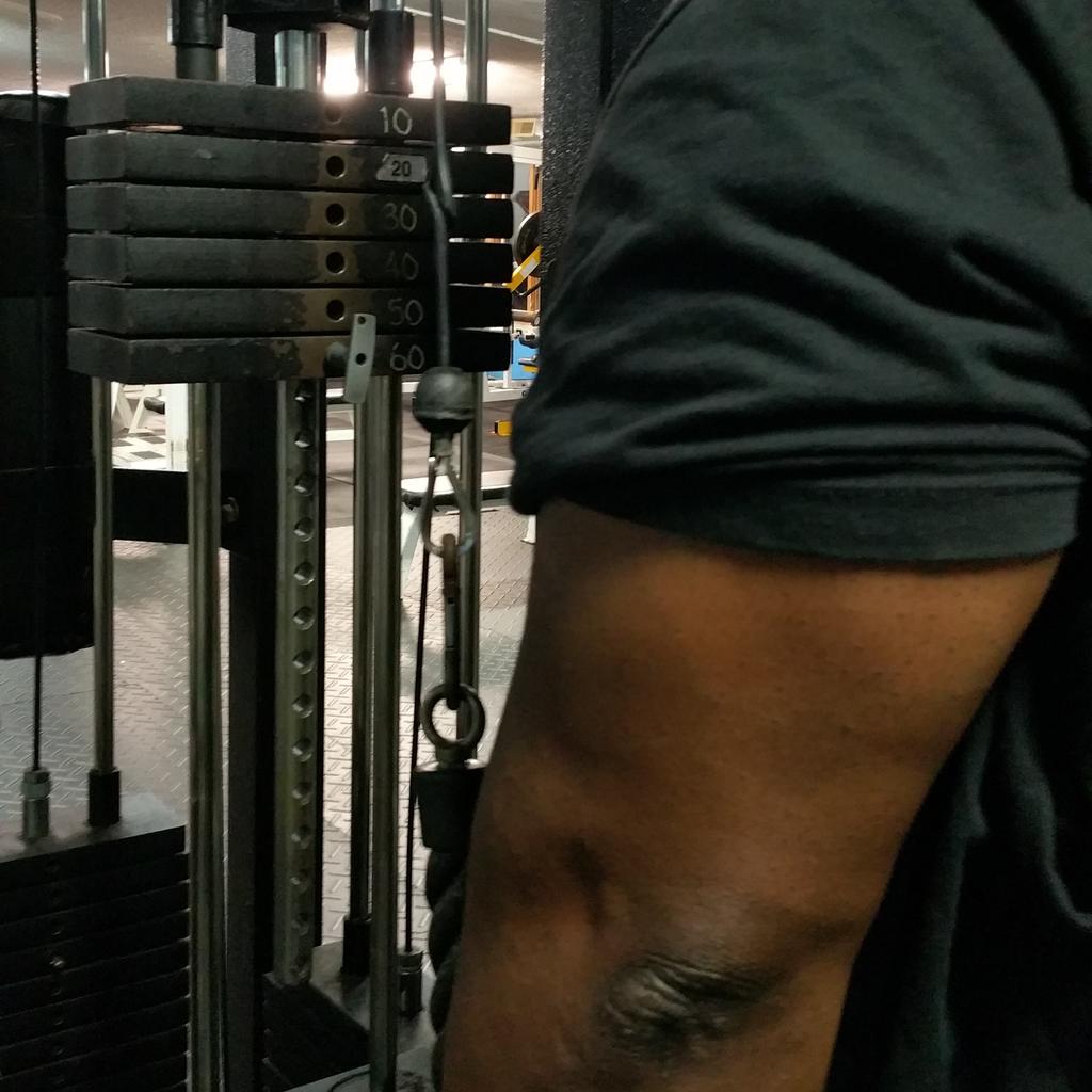 RafMorris37's tweet image. Tris coming nicely #MutantPump baby! @MUTANTNATION @BigAndy_Mutant @Xtremo69 @FemHulks @dannykeen999 @NattyPump