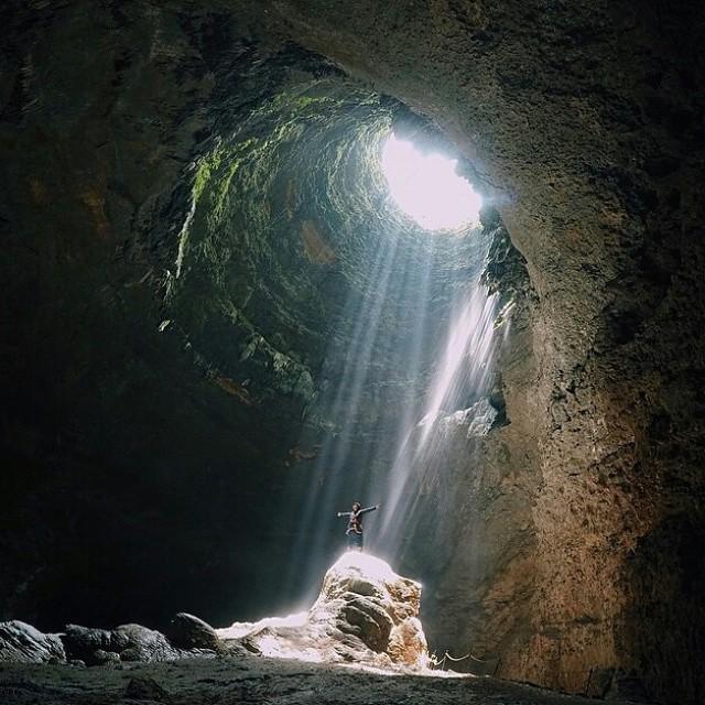 Who wants to go spelunking?

Jomblang Cave, Indonesia | By <a href="/fakhrulaizat/">fakhrul aizat</a> ift.tt/1QTWUW0