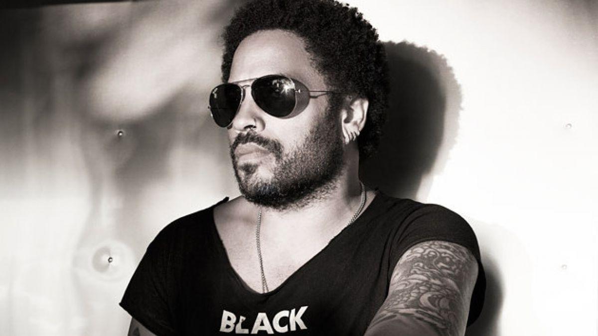 T13's tweet image. Lenny Kravitz hizo importante confesión sobre su vida amorosa » bit.ly/1TgrxZI