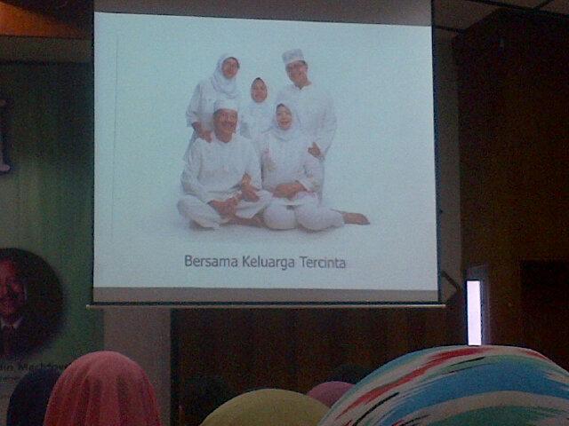 Restu keluarnya adalah satu hal dalam meraih sebuah kesuksesan dan inspirasi bagi kita..<a href="/IDSurplus/">SurpluS+</a> #MahasiswaMandiri