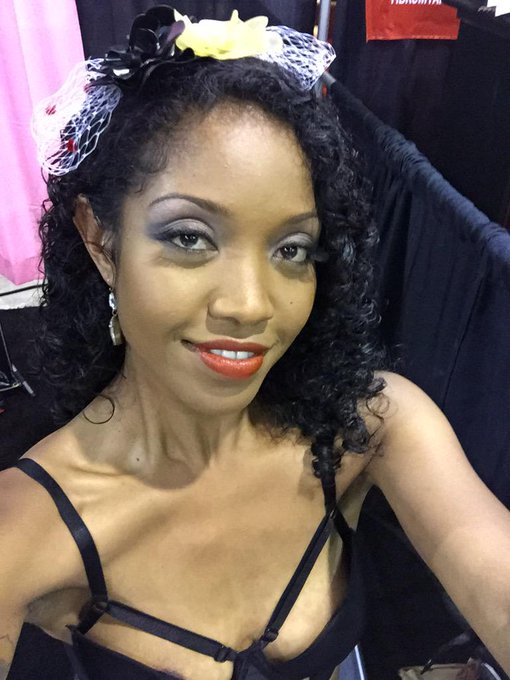 #nipslip #Chicago #EXXXOTICA #EXXXOTICACHI http://t.co/XxN6TvZ1Ny<a href="/tag/nipslip"class="tags">#nipslip</a><a href="/tag/chicago"class="tags">#Chicago</a><a href="/tag/exxxotica"class="tags">#EXXXOTICA</a><a href="/tag/exxxoticachi"class="tags">#EXXXOTICACHI</a>