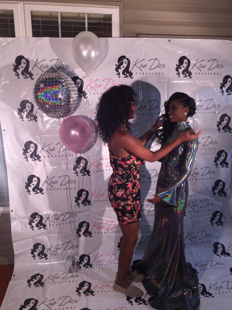 Ambitions_Found's tweet photo. My sister Bella inc styling me for prom #modelsinc #IncRush http://t.co/XZ8ghu5Bpy