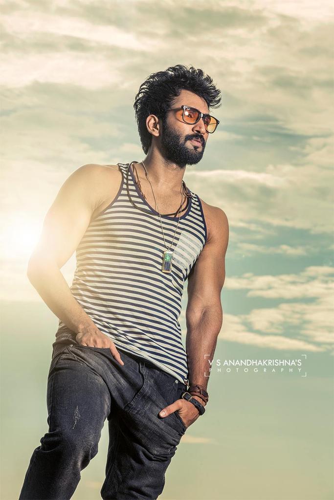 HarishCreatives's tweet photo. Actor : @AadhiOfficial 

@rameshlaus @SSMusicTweet @behindwoods @PluzTamil http://t.co/f6BWrG67r3