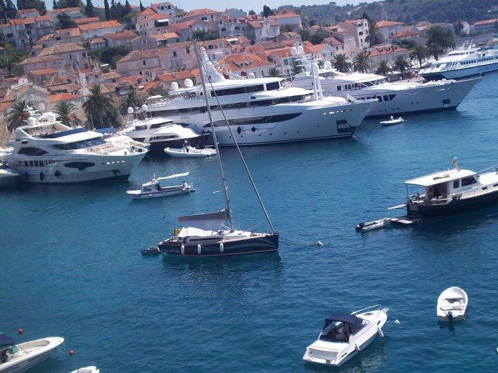 HvarGariful's tweet image. 