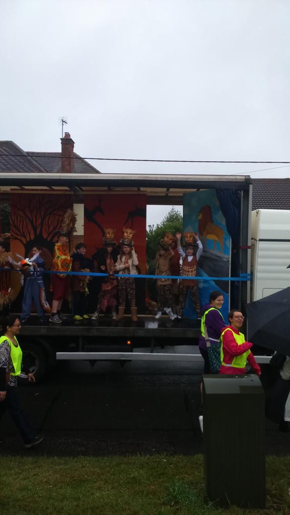 MikeN1971's tweet photo. Looking good @WoodlandAcademy #flitwickcarnival http://t.co/uFxsoiq36B