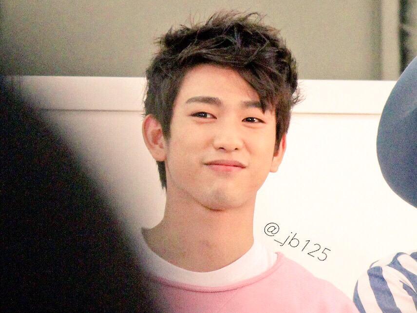 FloweJr's tweet image. Pink rose Junior