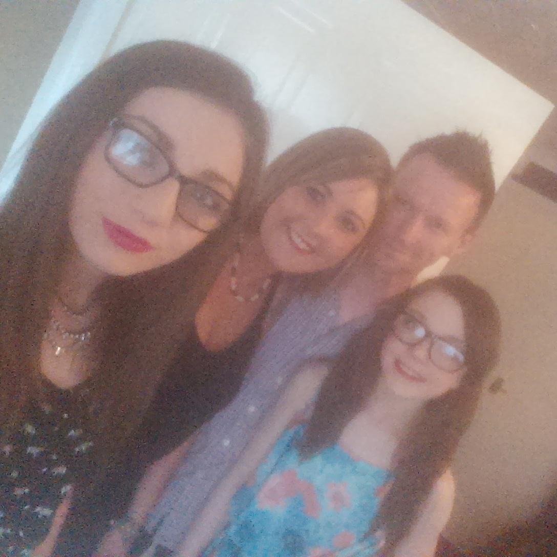 Beckshudd's tweet image. My lush family. Soo in love. #stunningdaughters