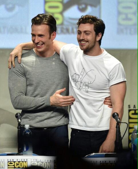 HAPPY BIRTHDAY TO THE TWO OF YOU (CHRIS EVANS AND AARON TAYLOR JOHNSON)

THANK YOU FOR RUINING MY LIFE ILYSM 