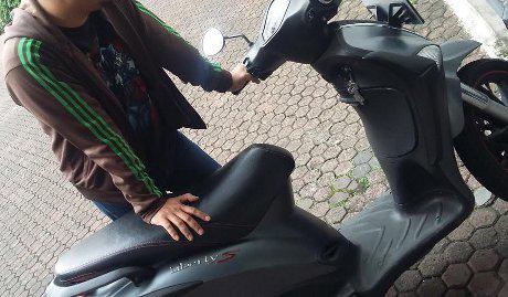 TermurahNet's tweet photo. Demi Apple Watch, Pria di Cilandak Rela Tukarkan Motor Piaggio-nya http://t.co/WkEafzAaK1 #wow #gokil http://t.co/2VhEb6J6U2