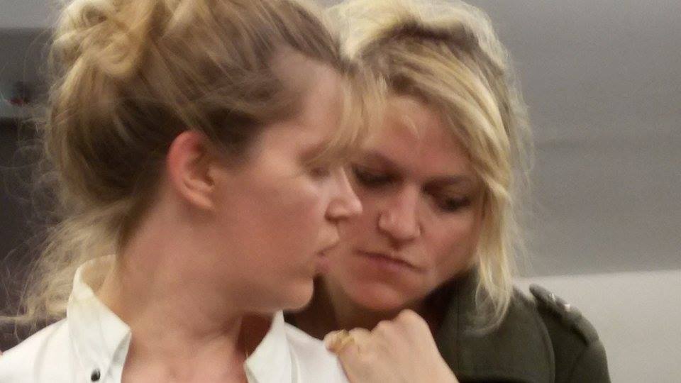 LLescalier's tweet image. #Relaxe pour #DSK,détente pour ses avocates.
Le suspense continue en revanche dans L'#Escalier
urlz.fr/25hf