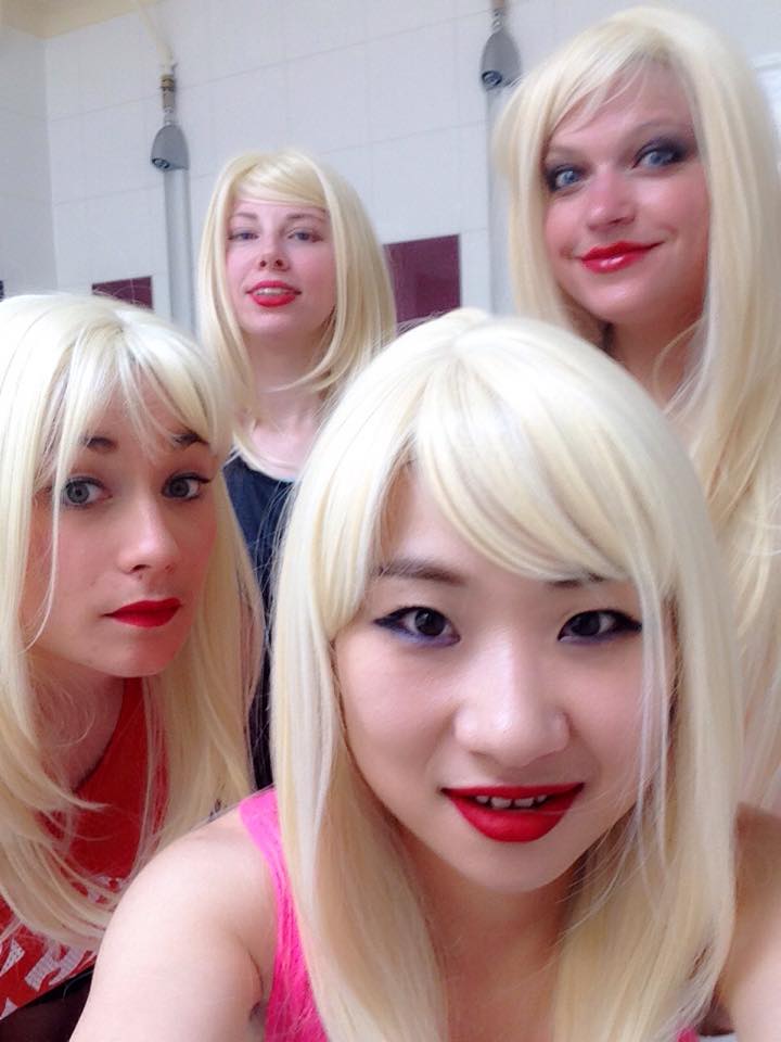 LLescalier's tweet image. #Relaxe pour #DSK,détente pour ses avocates.
Le suspense continue en revanche dans L'#Escalier
urlz.fr/25hf