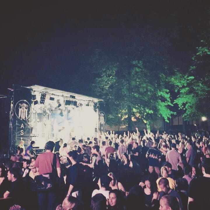 NN_Clubrock's tweet photo. Munich it was amazing! #summer #club #clubrock #boys #band #gig #concert #munich #natural #needs #naturalneeds #tour http://t.co/Fbo3gUfCz4
