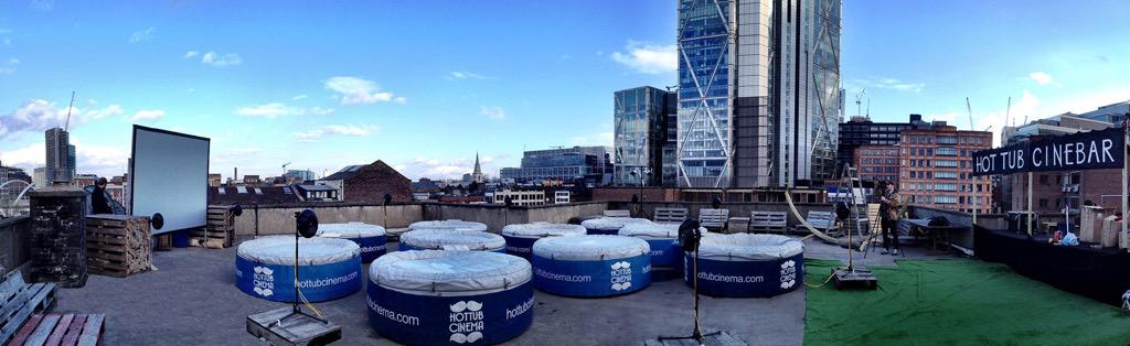 MCRWhatsOn's tweet photo. @HotTubCinema , Manchester

Islington Mill will be converted into a Hot Tub wonderland for 120 guests with a bar 🍸🍺🎥 http://t.co/1Mw70lkjbq