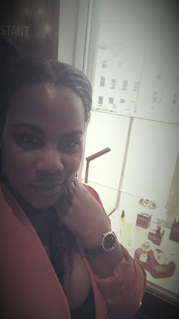 Enjoying my TIME <a href="/FrederiqueConst/">Frederique Constant</a> stand! Gorgeous armcandy- Look at them all 😉 #womenatworkwithfc