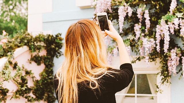 GemmaAnneStyles's tweet photo. I'm making up words again. Learn what I think FOMTS means, this week on @TheDebrief: http://t.co/lqWYbbjHiv ☀️✈️😤💍👙 http://t.co/9UwySPE0dX