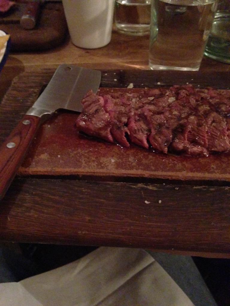 Went to Flat Iron steak in London. Just £10! And look at the knife they give you! Absolutely incredible steak 👌