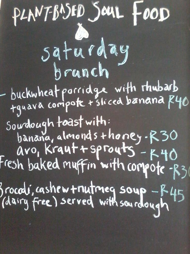 theshalacafe's tweet photo. Another #Plantbasedsoulfood Saturday at #theshalacafe #capetown #realfood #eatclean #zerowaste http://t.co/zWKX5quT1V