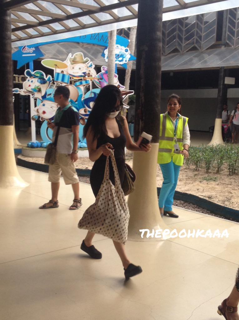 [PIC][13-06-2015]TaeYeon – Sunny – Tiffany – YoonA và SeoHyun trở về Hàn Quốc vào sáng nay CHYDXKHUsAA89OA