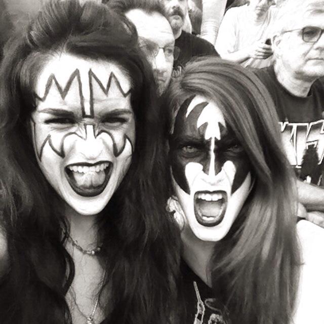 xSummerRain's tweet photo. thankyou @genesimmons for this http://t.co/DEl5CoaQiL