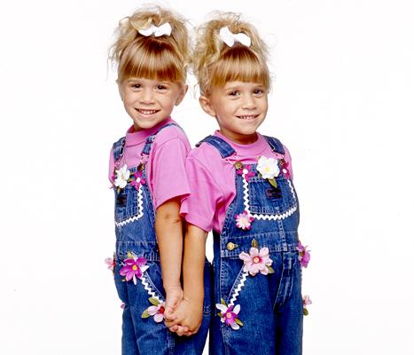 Happy 29th birthday to Mary-Kate and Ashley Olsen! 