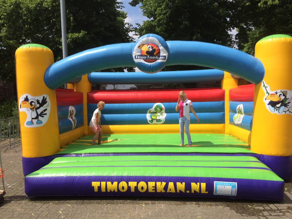RuudKnorr's tweet photo. Morgen @VenloStormt Lambertusplein Blerick ook voor @kidzbase @AkartonVenlo @WijnenBouwgroep LionsClubVenlo-Maas. http://t.co/SUNVTd1PUz