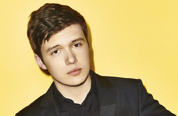 THR's tweet photo. On set with THR's Next Big Thing: Nick Robinson of #JurassicWorld: http://t.co/pzpXc4OUwC http://t.co/e4DxDRFETx