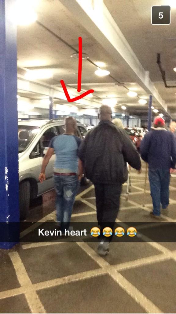 tomklfc's tweet photo. @KevinHart4real just seen you in TESCO at walkden pal! http://t.co/8W26g7smxL