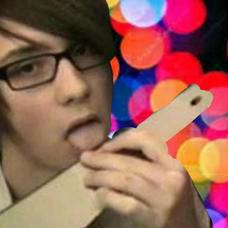 Layouts_Lester's tweet image. This one is a little strange, but here's another Dan layout