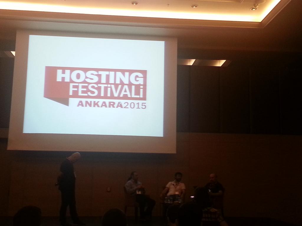 #Hostingfestivali Söyleşi programı başladı. Ankarada hosting sektörü. <a href="/labinahosting/">Labina Hosting</a> <a href="/VeriTeknik/">VeriTeknik</a> <a href="/yurdumyazilim/">Yurdum Yazılım</a>