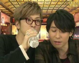 ট ইট র 宮香 ツイステ 寮激推し 櫻井孝宏生誕祭15 6月13日はドsで王子様声の持ち主櫻井孝宏の誕生日 6月13日は声優界のオシャレ番長櫻井孝宏の誕生日 櫻井孝宏の誕生日祝う人rt Love 41に見えないこのイケメンさ笑笑 Http T Co