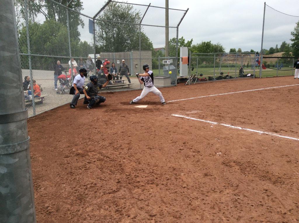 blairjs17's tweet photo. #SpringfieldQualifier #WorldSoftballDay http://t.co/7RoowZuNc9