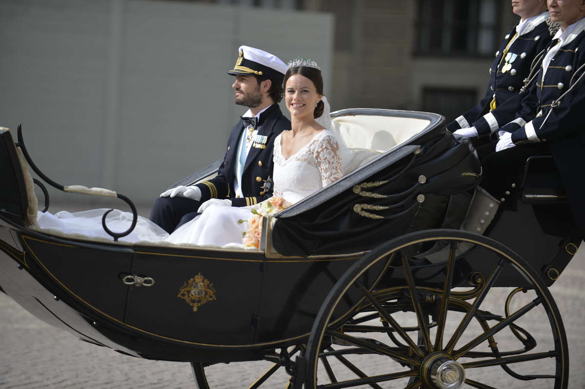 BODA DEL PRINCIPE CARLOS FELIPE Y SOFIA HELLQVIST - Página 2 CHY_yEFUYAE81iS