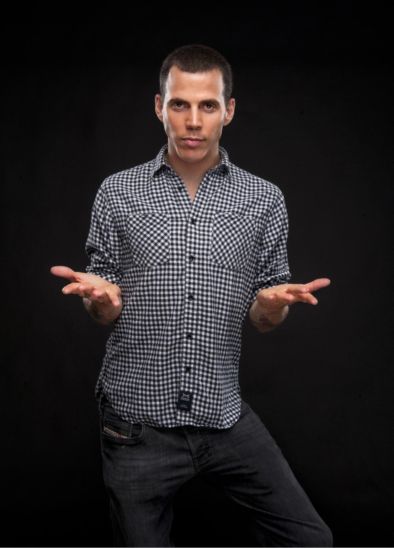 Happy Birthday to this crazy motherfucker, Steve-O! Have a badass day + I\m so proud of how far you\ve come! 