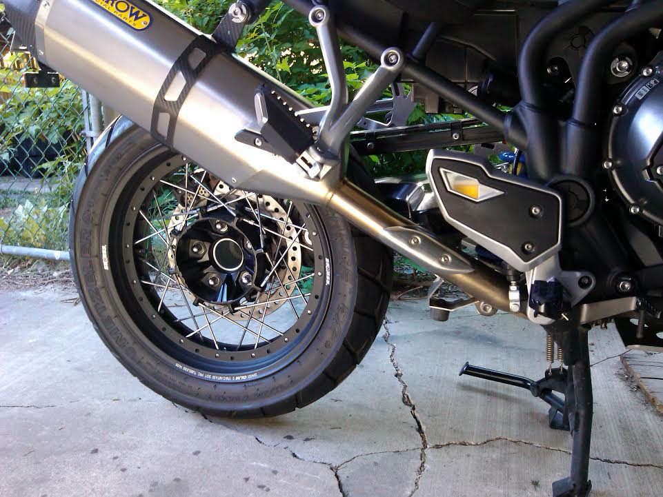 Briganto's tweet image. My  #Triumph Tiger Explorer XC doesn't seem to have much trouble keeping pace with traffic. #MassiveUnderstatement