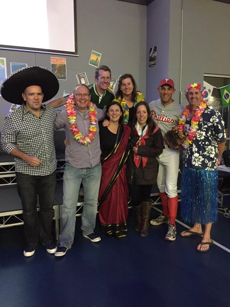 CroweJacinta's tweet photo. Enormous thank you to Trivia Night Committee - fabulous atmosphere, fun, terrific night. Well done! Congrats! http://t.co/29ao56aaI2