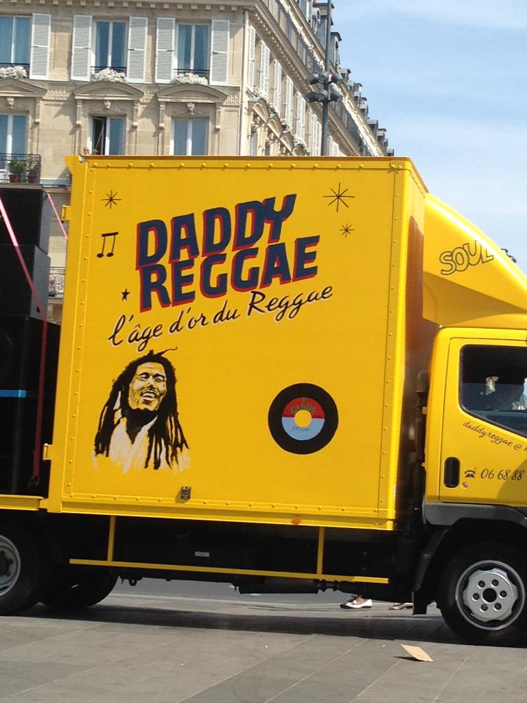 ChloeLsn17's tweet photo. Après @DaddyTheBeat voilà #DaddyReggae 😃 http://t.co/CElE98031k