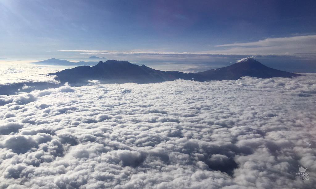 Boyerticas's tweet photo. "@webcamsdemexico: Vista de 4 volcanes MX:Iztaccíhuatl, Popocatépetl, Malintzin y Citlaltépetl hoy http://t.co/s4KXLmZiw6 /#QMagico @anboy88