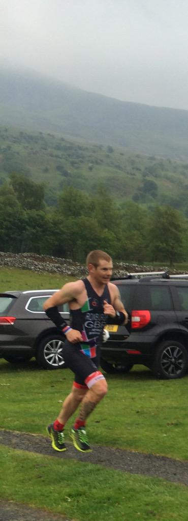 RoxyRoxburgh's tweet image. First #DNF Leading by a #countrymile then a flat! #gutted but feeling strong @TrainXhale @Teamprotocoluk @ColourMYKit