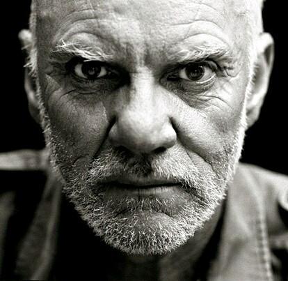 Hoy Malcolm McDowell cumple ya 72 añazos
Happy birthday Malcolm! 