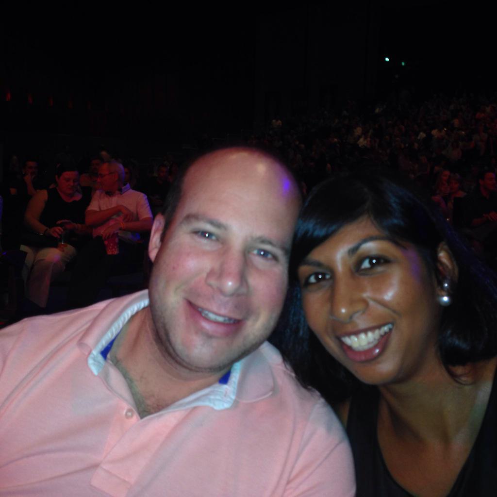 YovithaDale's tweet photo. #mcintyredxb - no double chins here! http://t.co/t6mgVOQcR1