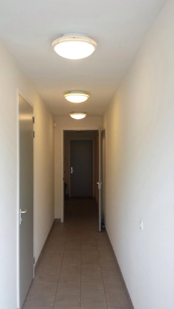 vandriel_LED's tweet image. Vandaag #ledverlichting gemonteerd bij een #VVE wooncomplex. bewoners gaan flink #besparen op hun #energierekening!