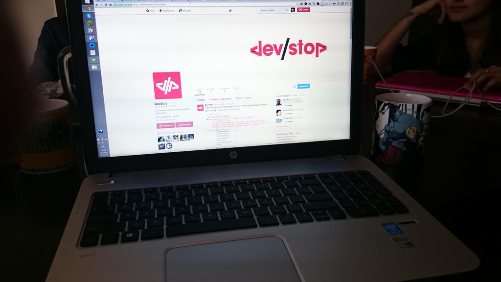 DevStopTips's tweet image. Empezando con nuestro primer Coffee Meetup #HTML5 #CSS3