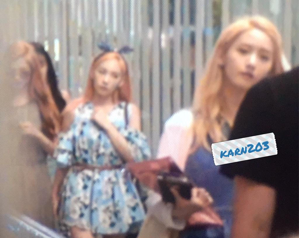 [PIC][13-06-2015]TaeYeon – Sunny – Tiffany – YoonA và SeoHyun trở về Hàn Quốc vào sáng nay CHZSQFvUAAAfaEe